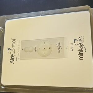 Minka Aire White Finish Wall Mount‎ Remote Control System For Ceiling Fan